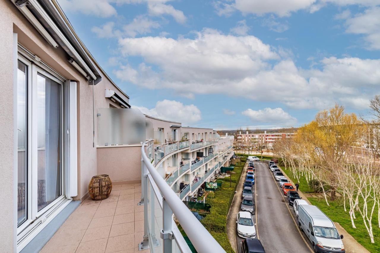 Le Cozy Garden - Mayvenn Saint-Thibault-des-Vignes Exterior photo